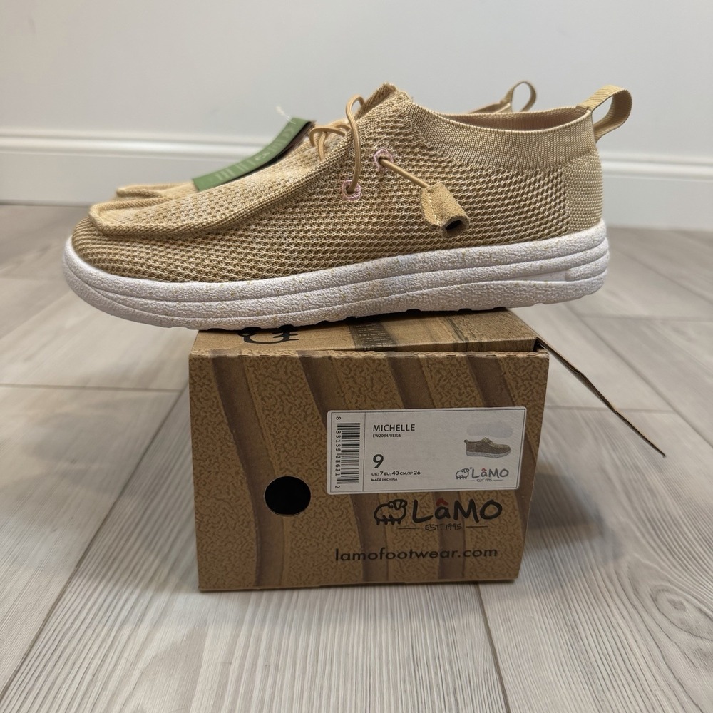 NEW Lamo Michelle Lightweight Knit‎ Canvas Women's Size 9 Casual Shoes